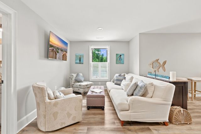 547 Bannockburn Drive, Pawleys Island, SC 29585