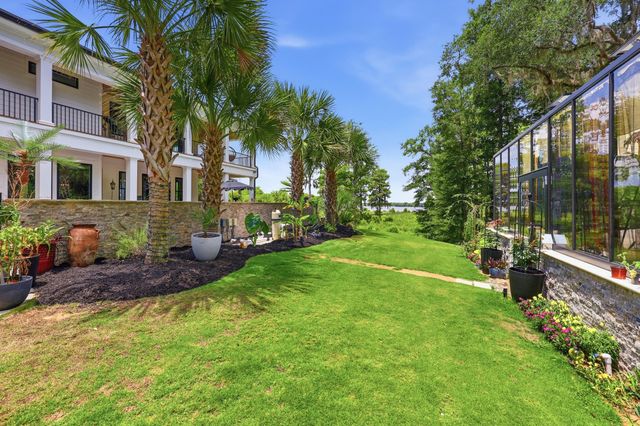 547 Bannockburn Drive, Pawleys Island, SC 29585