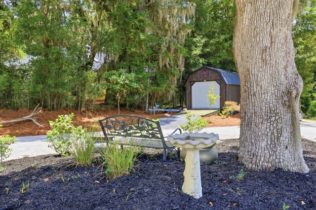 547 Bannockburn Drive, Pawleys Island, SC 29585