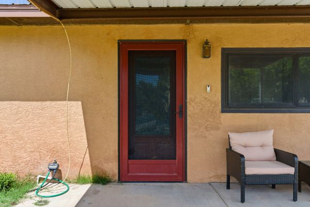 667 Monte Vista Road NE, Los Lunas, NM 87031