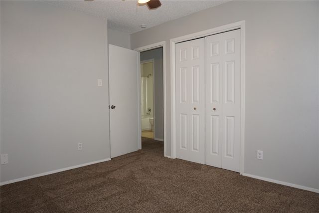 9904 Runnymeade Place, Fort Worth, TX 76108