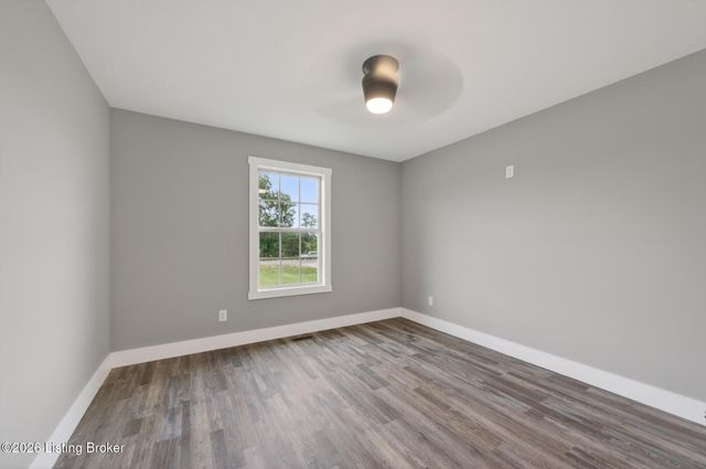 10299 Smiths Grove- Scottsville Rd, Oakland, KY 42159