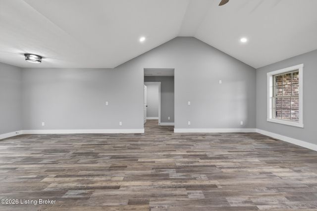 10299 Smiths Grove- Scottsville Rd, Oakland, KY 42159