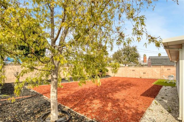 1675 Barnes, Simi Valley, CA 93063