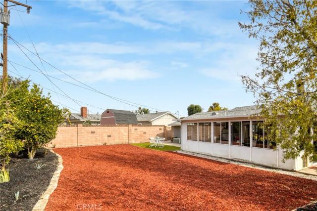 1675 Barnes, Simi Valley, CA 93063