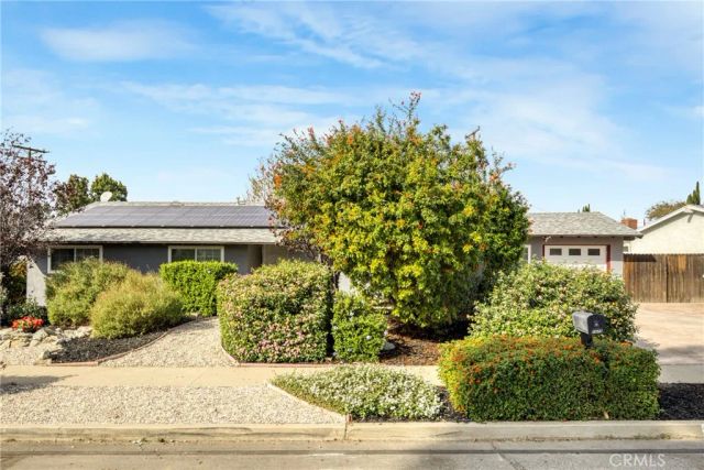 1675 Barnes, Simi Valley, CA 93063