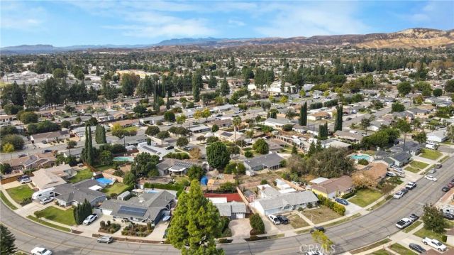 1675 Barnes, Simi Valley, CA 93063