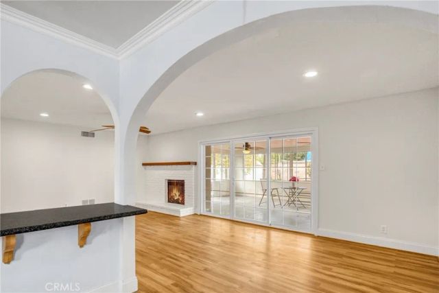 1675 Barnes, Simi Valley, CA 93063