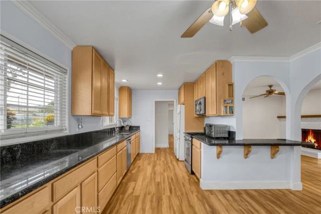 1675 Barnes, Simi Valley, CA 93063