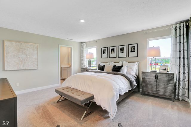 918 Norfolk Lane, Greenwood, IN 46143