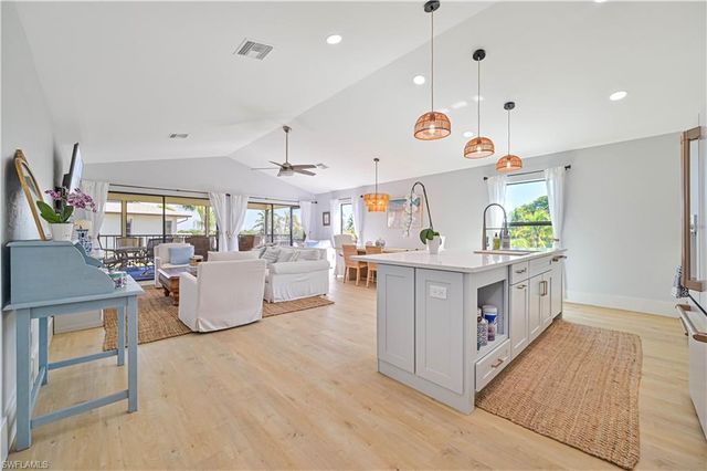 27541 Hickory Bay DR, Bonita Springs, FL 34134