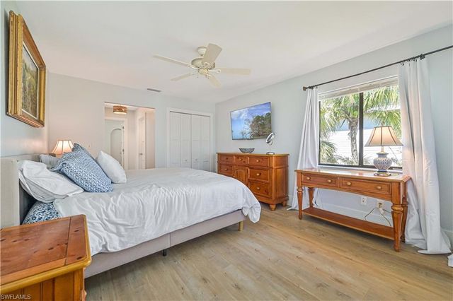 27541 Hickory Bay DR, Bonita Springs, FL 34134