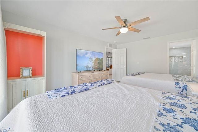 27541 Hickory Bay DR, Bonita Springs, FL 34134