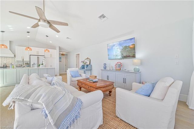 27541 Hickory Bay DR, Bonita Springs, FL 34134