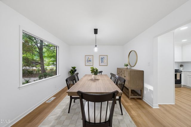 505 Longleaf Drive, Chapel Hill, NC 27517