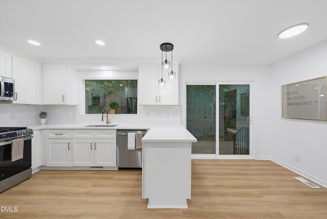 505 Longleaf Drive, Chapel Hill, NC 27517