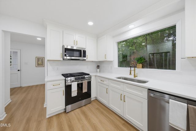505 Longleaf Drive, Chapel Hill, NC 27517