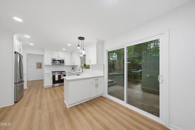 505 Longleaf Drive, Chapel Hill, NC 27517