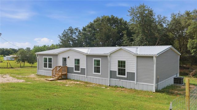 14450 SE SUNSET HARBOR ROAD, Weirsdale, FL 32195