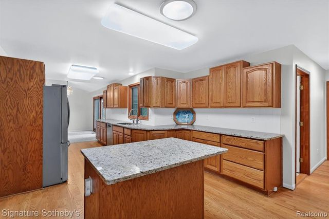 2240 Hidden Lake Trail, Ortonville, MI 48462