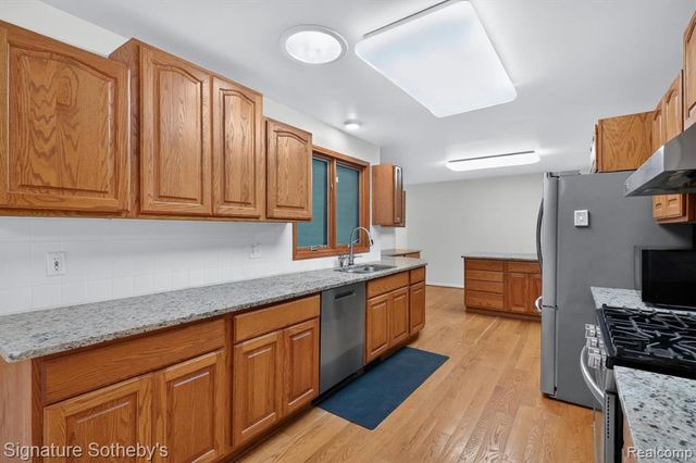 2240 Hidden Lake Trail, Ortonville, MI 48462