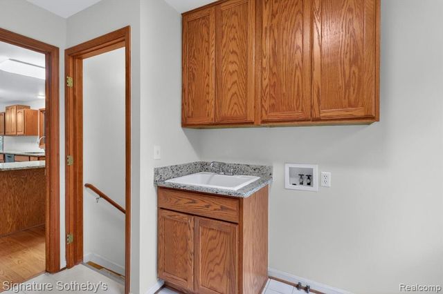 2240 Hidden Lake Trail, Ortonville, MI 48462