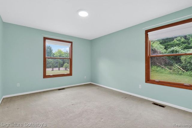 2240 Hidden Lake Trail, Ortonville, MI 48462