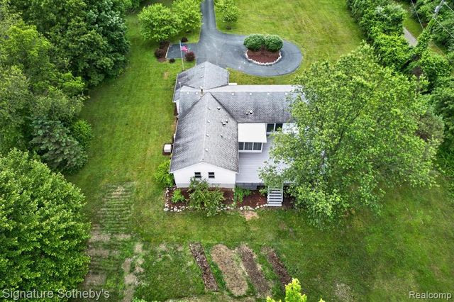 2240 Hidden Lake Trail, Ortonville, MI 48462