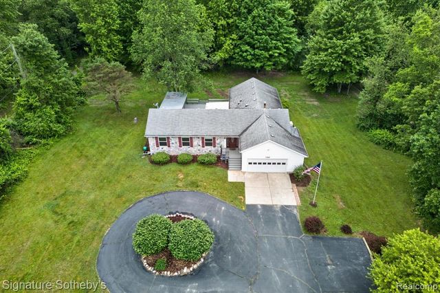 2240 Hidden Lake Trail, Ortonville, MI 48462