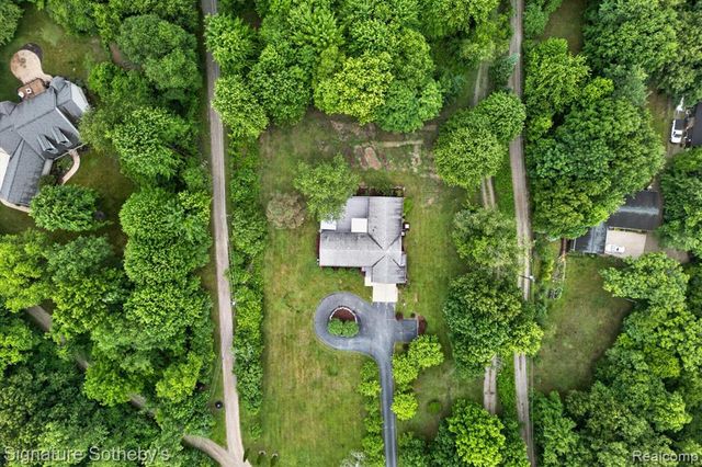 2240 Hidden Lake Trail, Ortonville, MI 48462