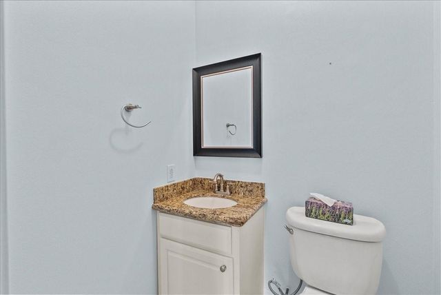 17325 Mclean Road CR104, Pearland, TX 77584