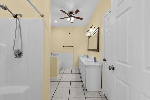 17325 Mclean Road CR104, Pearland, TX 77584