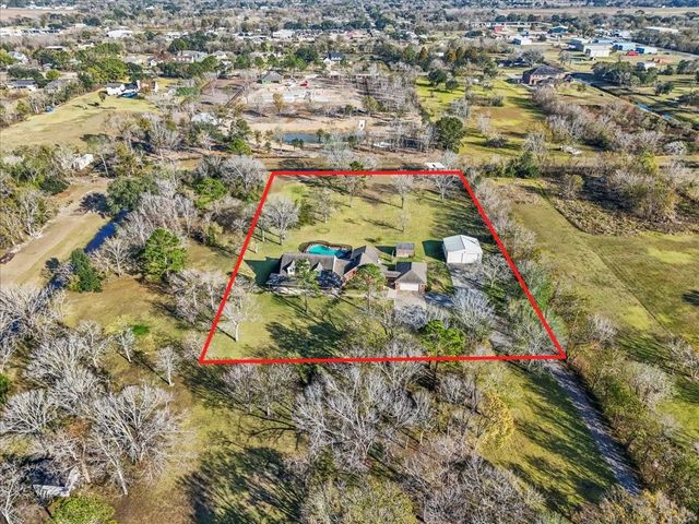 17325 Mclean Road CR104, Pearland, TX 77584