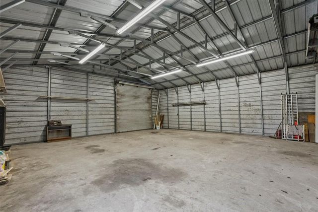 17325 Mclean Road CR104, Pearland, TX 77584