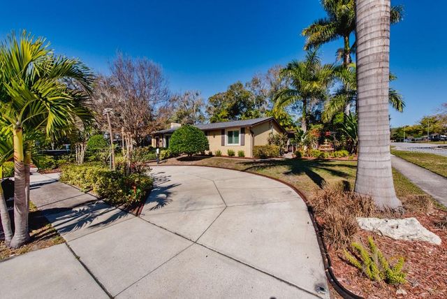 2816 APPLEWOOD DRIVE, Clearwater, FL 33759