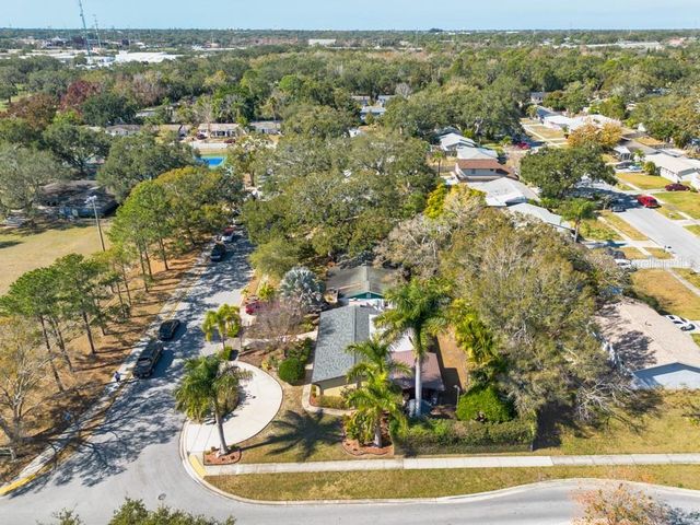 2816 APPLEWOOD DRIVE, Clearwater, FL 33759