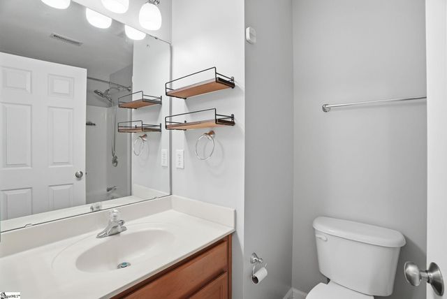 245 Hadley Commons Drive, Mauldin, SC 29662