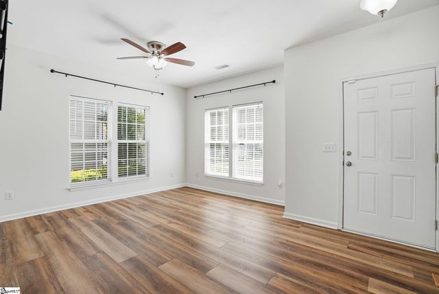 245 Hadley Commons Drive, Mauldin, SC 29662