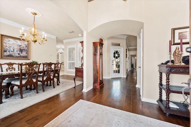 1009 Oak Ridge Court, Kennedale, TX 76060