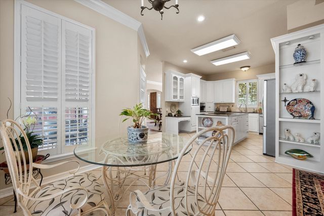 1009 Oak Ridge Court, Kennedale, TX 76060