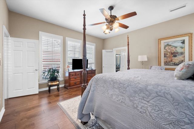 1009 Oak Ridge Court, Kennedale, TX 76060