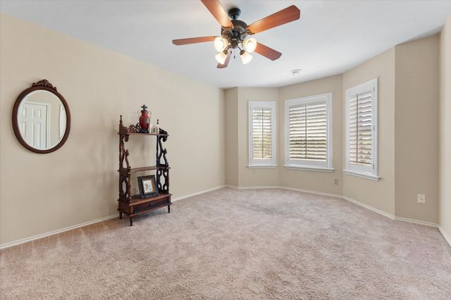 1009 Oak Ridge Court, Kennedale, TX 76060