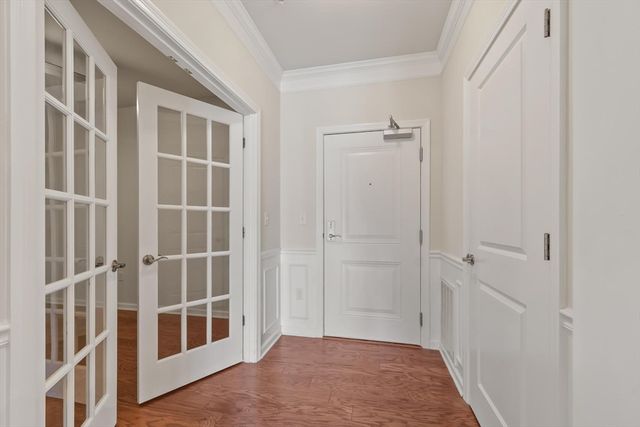 2 Francis Dr 203, Andover, MA 01810