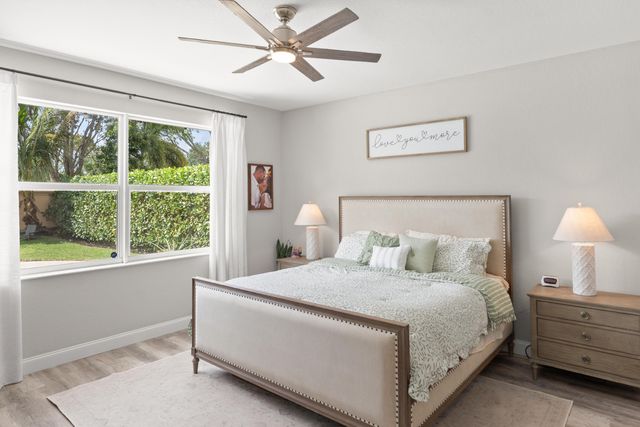144 Bella Vista Way, Royal Palm Beach, FL 33411