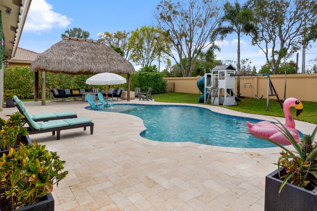 144 Bella Vista Way, Royal Palm Beach, FL 33411