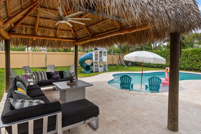 144 Bella Vista Way, Royal Palm Beach, FL 33411