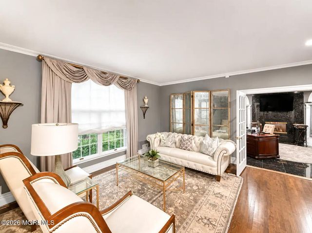 5 Hemlock Lane, Holmdel, NJ 07733