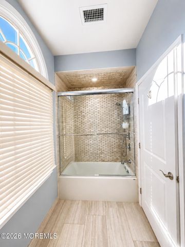 5 Hemlock Lane, Holmdel, NJ 07733
