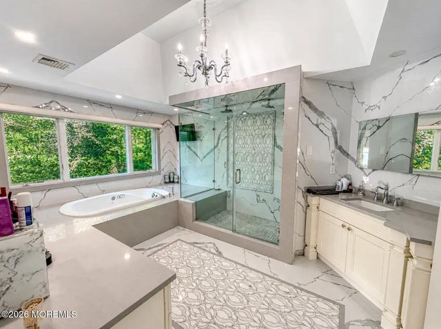 5 Hemlock Lane, Holmdel, NJ 07733