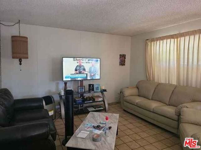 8332 Kentland Avenue, Los Angeles, CA 91304